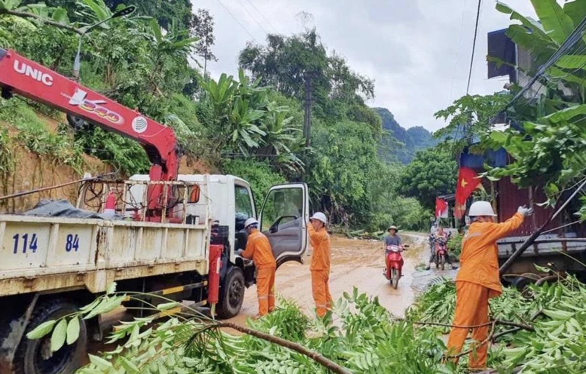 Efforts underway to restore power supply to Typhoon Yagi impacted regions